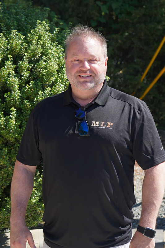 Dave Roberts, Purchasing